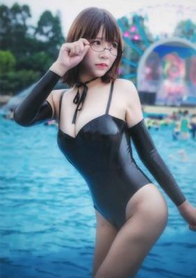 电影漂亮的女邻居_超清免费播放